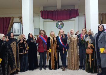 وفد فرنسي وبريطاني وإيطالي يزوران تجمع نساء زنوبيا