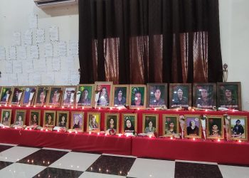 بفلسفة “المرأة، الحياة، الحرية. نبني سوريا ديمقراطية”.