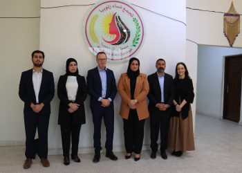 وفد أسترالي يزور هيئة تجمع نساء زنوبيا.